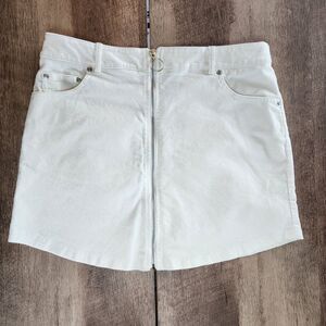 Forever 21 Women's (L) White Zip Miniskirt